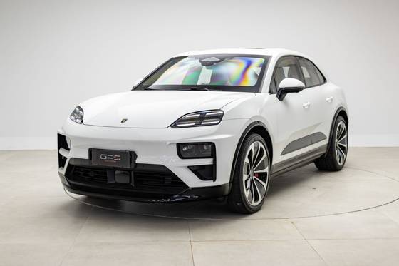 PORSCHE MACAN TURBO ELÉTRICO